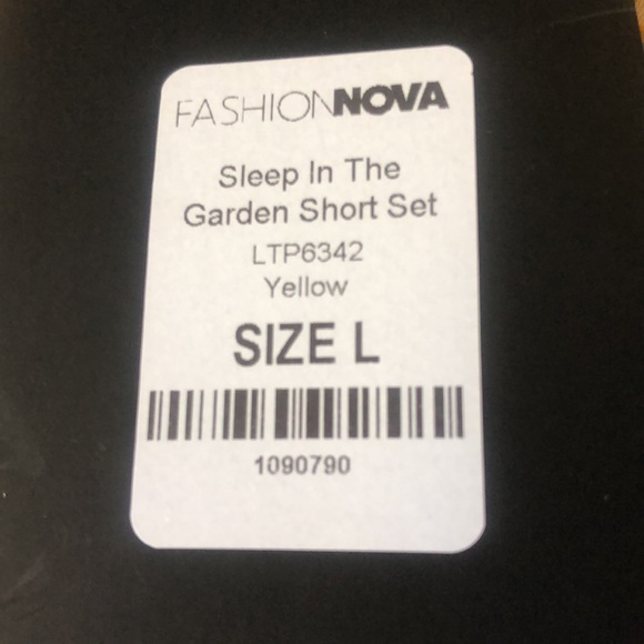 NWT Fashion Nova two piece set - Picture 7 of 7